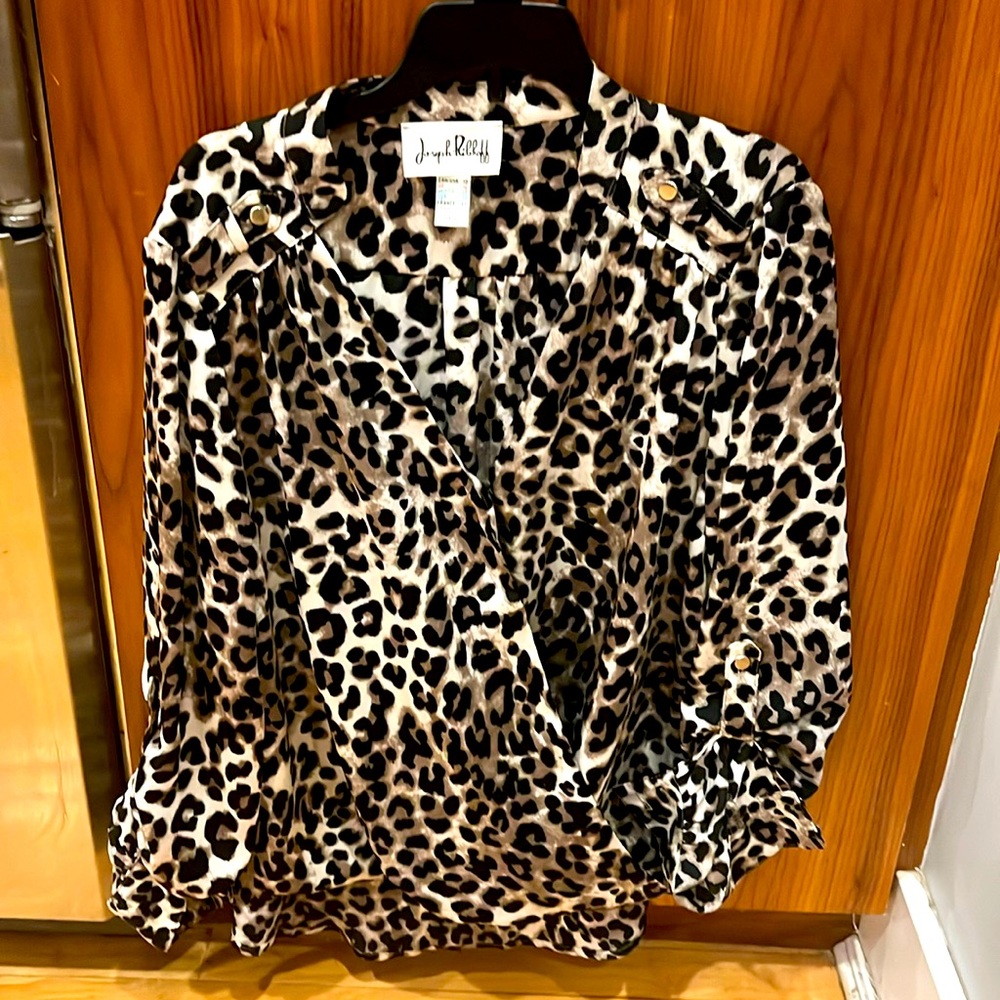 Gorgeous Joseph Ribkoff Animal Print Blouse Sz 10 - worn once